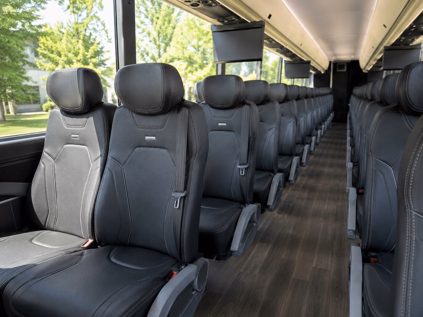 airport pickup and hotel shuttle services for out of town wedding guests in elizabeth
