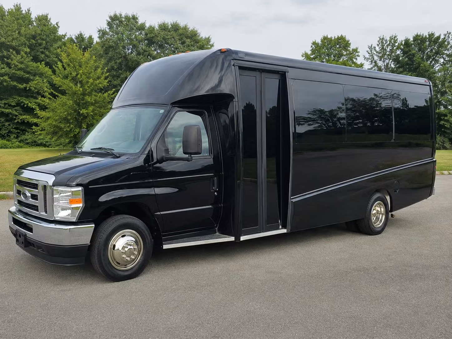 elizabeth government military transportation